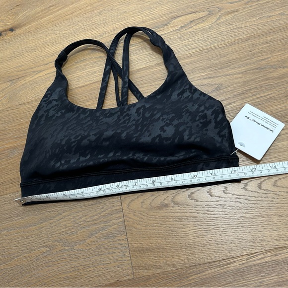 Size 4 lululemon energy bra - Picture 7 of 7